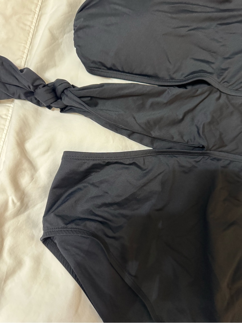 La Blanca Black One-Shoulder women’s Swimsuit with Side Tie - Picture 3 of 8